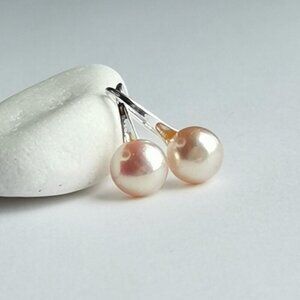 Blush Pink Freshwater Pearl drop earrings NEW
